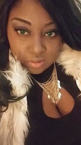 Palmdale, CA Escort