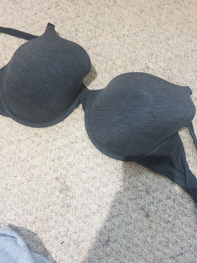 My Sisters DD Bras
