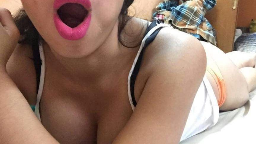 Puta con buenas tetas
