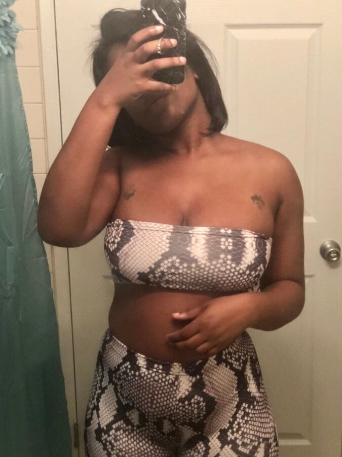 Black bitch craving for attention Insta: natalliacristal