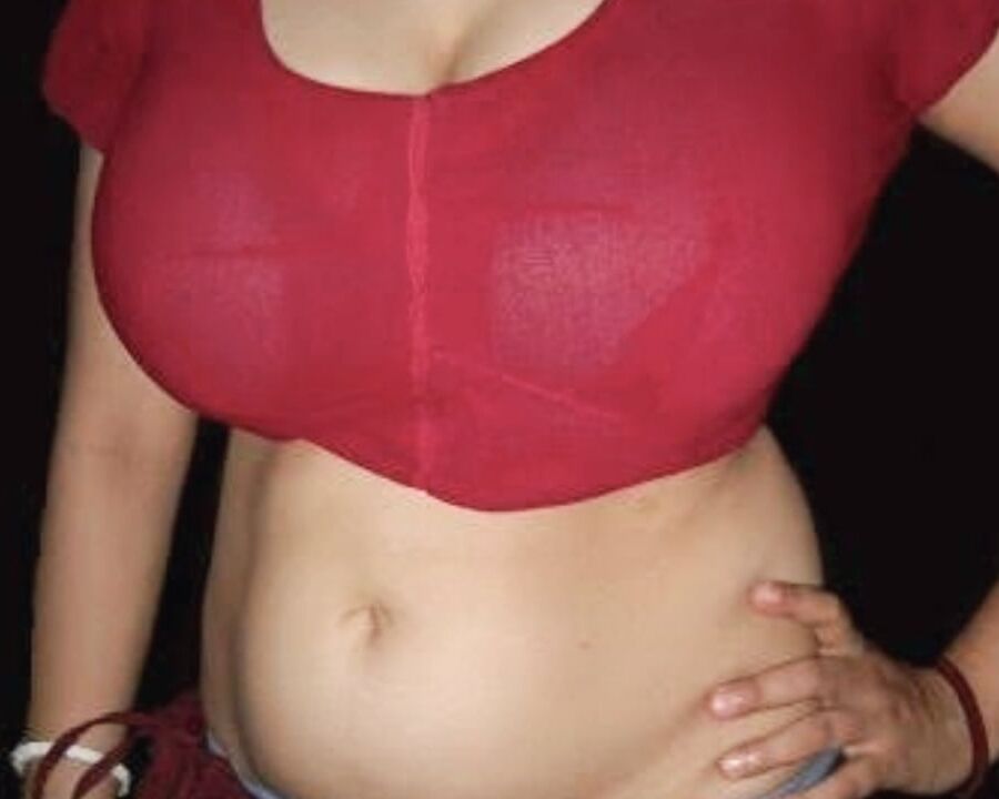 slut and sexy pics of me aarti aaliya and sultana