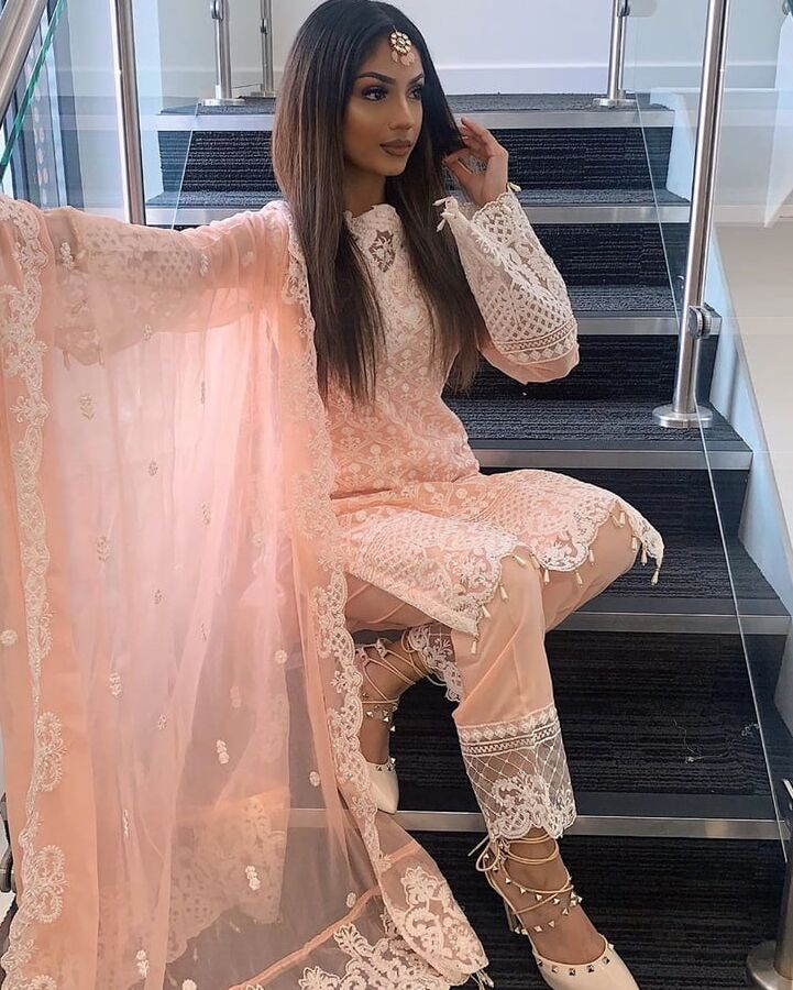 Cock loving paki sluts desi Indian bengali Arab uk