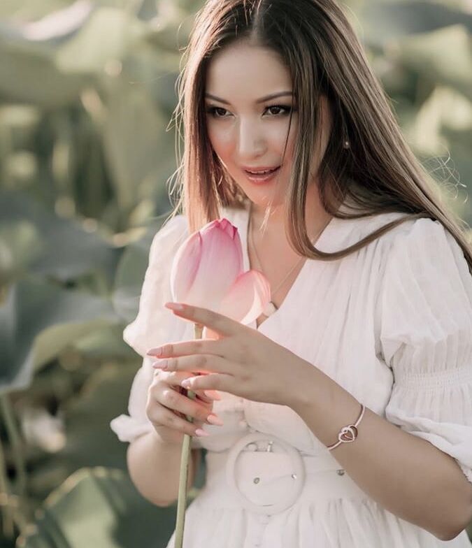 Kz Wife