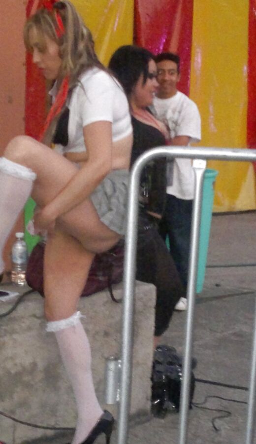 Puta en el expo sexo