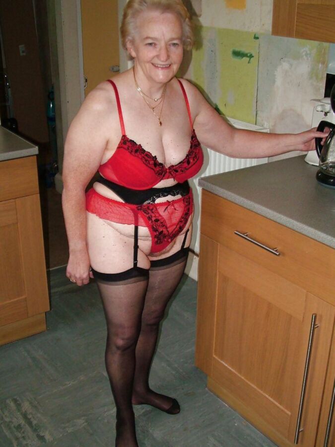 British granny Jean is a meaty fuckdoll