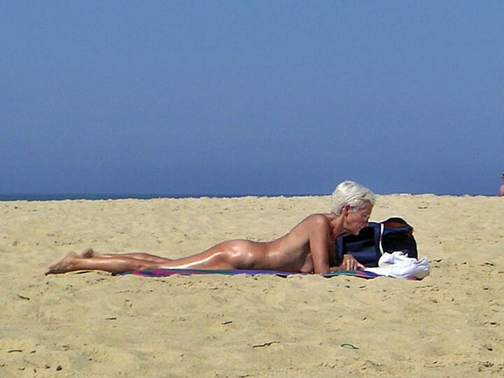 Nudist Grannies