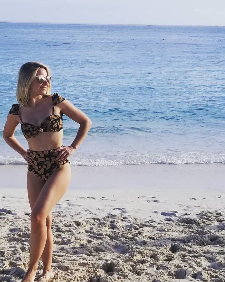 Sexy MILF Kristen Bell