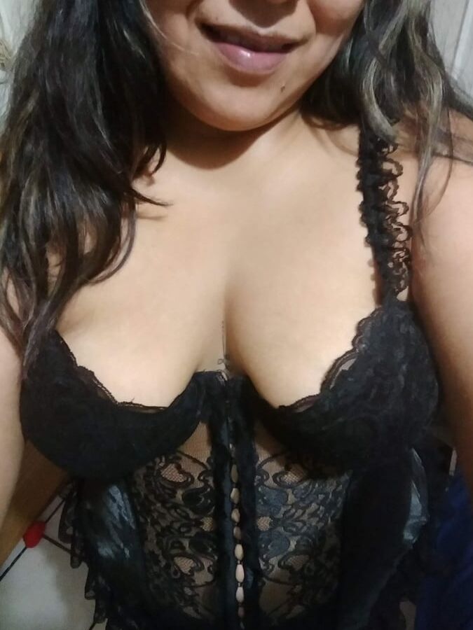 Mexicana Tetona culona y muy Puta
