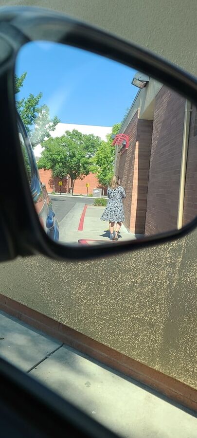 Thick ass in dress