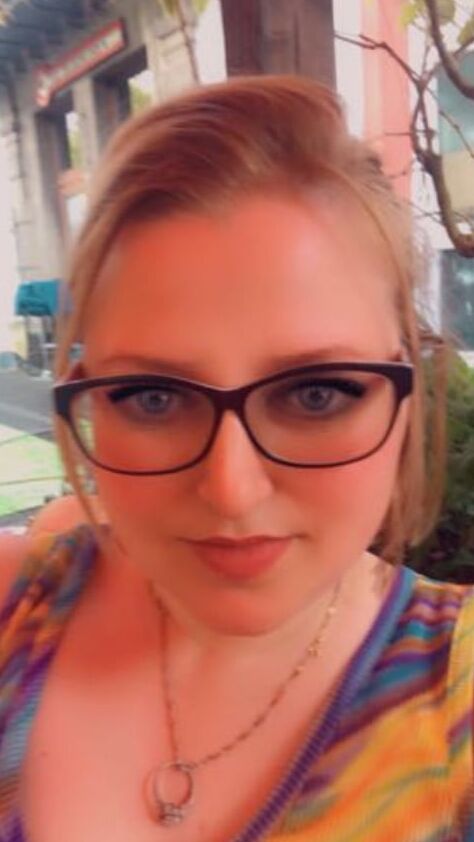Sexy blonde bbw with big tits