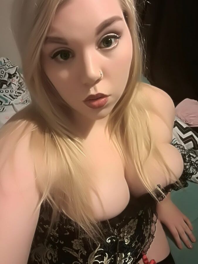 Pawg slut Louise