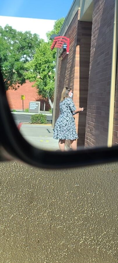 Thick ass in dress