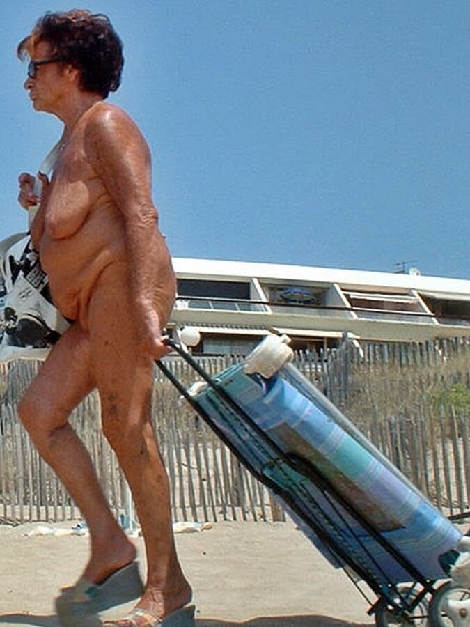 Nudist Grannies