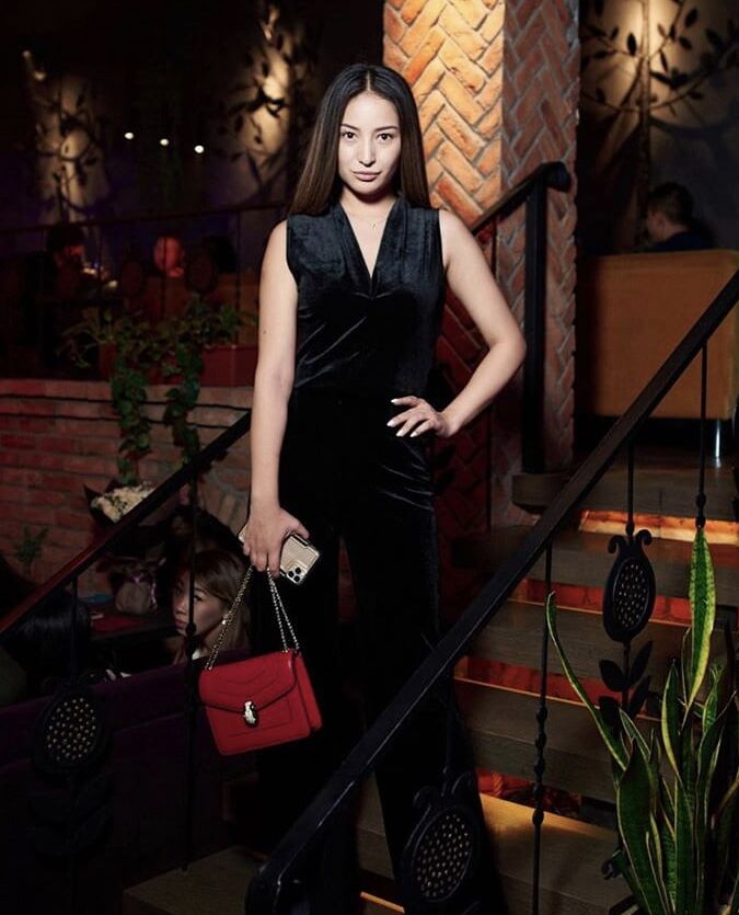 Kz Wife