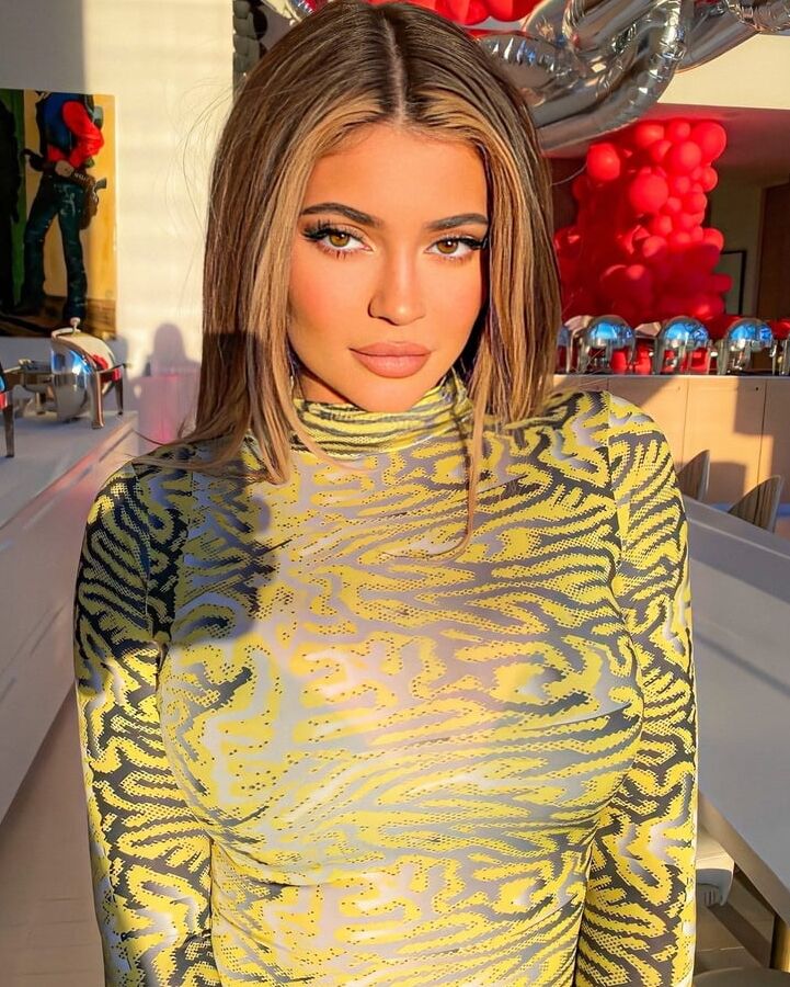 The Queen Is Back