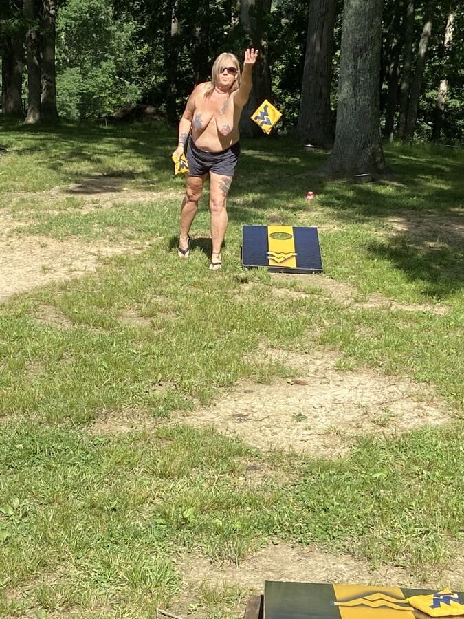 Wana play Corn hole