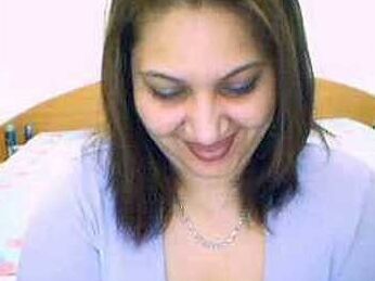 Chubby MILF Alessandra Derya