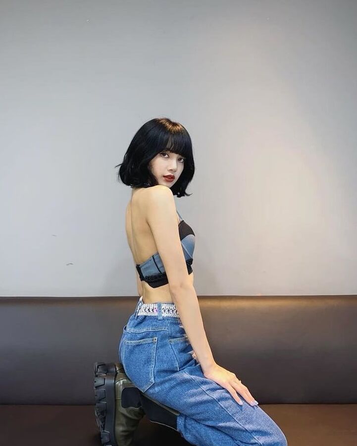 Lisa black pink