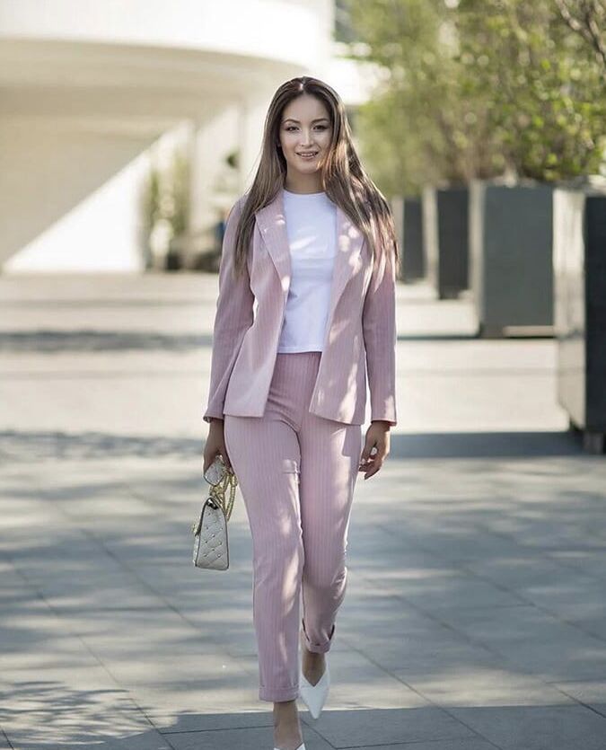 Kz Wife