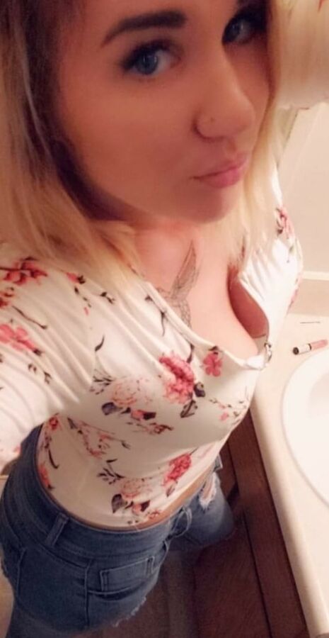 MY hot SLUT friends for Degrading COMMENTS