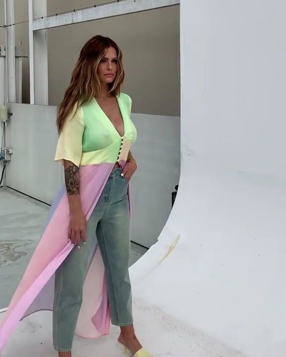Caroline Receveur see through boobs