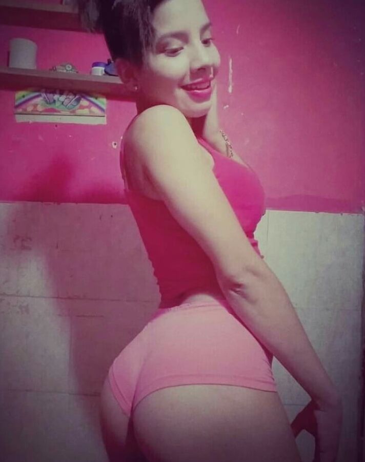 MICAELA COLAZO