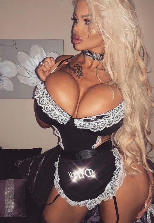 Candy Charms-Plastico bimbo whore