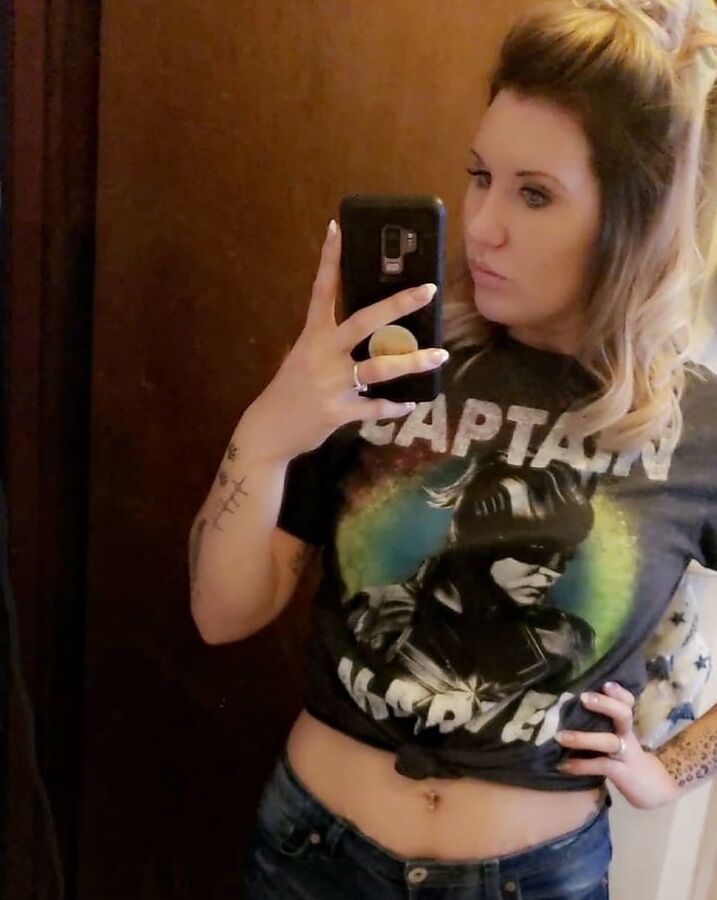 MY hot SLUT friends for Degrading COMMENTS