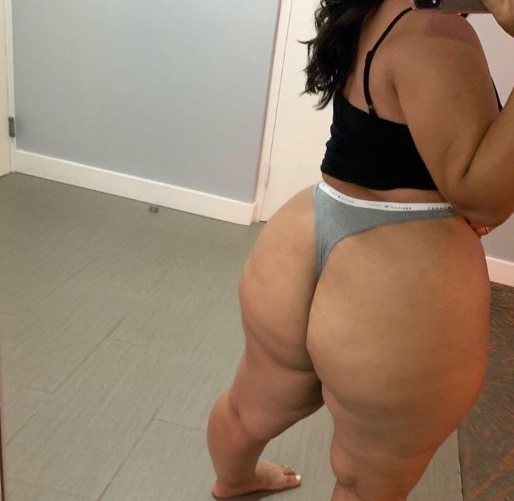 Curvy Indian Poision