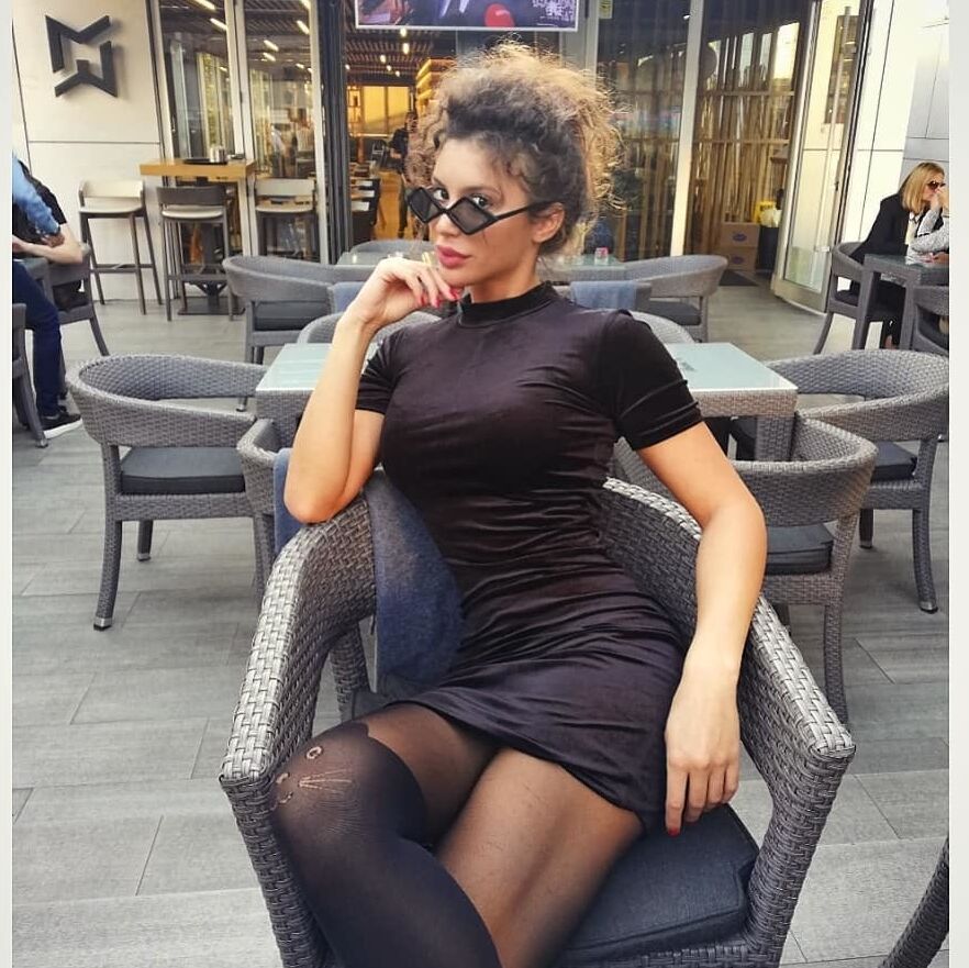 Serbian big ass stupid whore Aleksandra