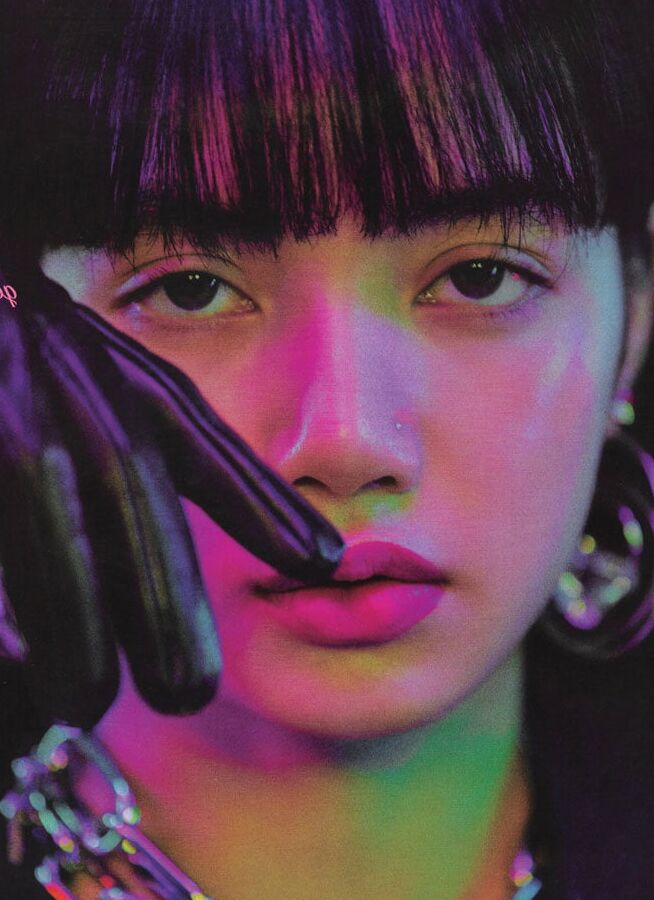 Lisa black pink