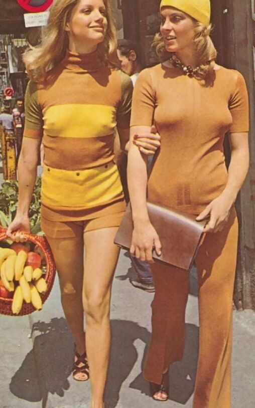 braless saggies