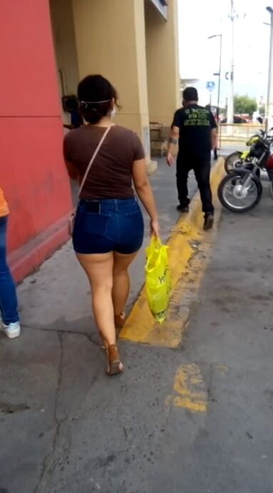 COVID Milf nalgona y tatuada bien rica de compas en coppel