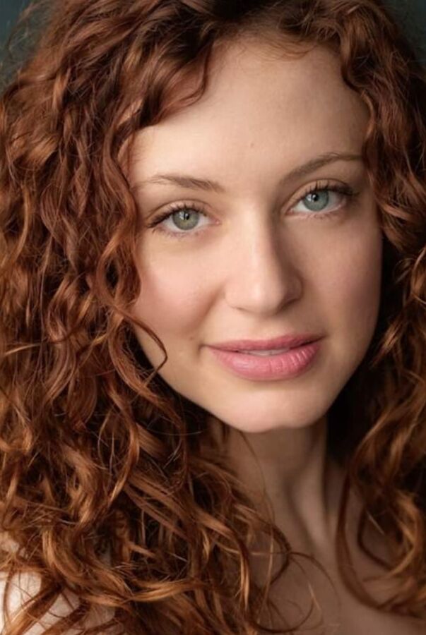 Ginger cum target Jennifer Martin
