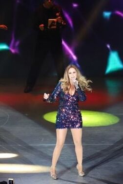 La MILF Lucero