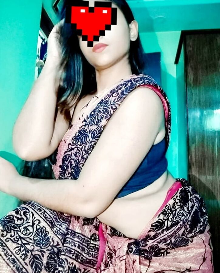 slut and sexy pics of me aarti aaliya and sultana