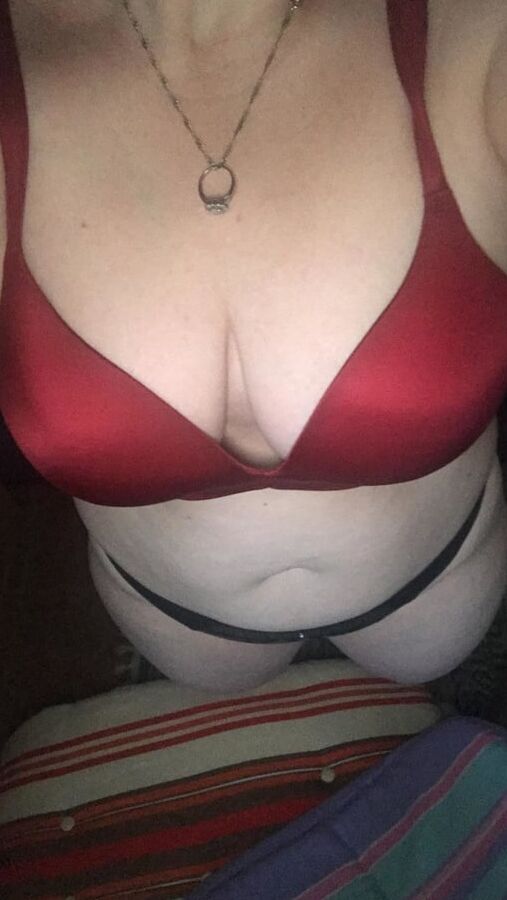 Sexy blonde bbw with big tits