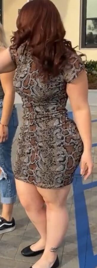 Thick ass in dress