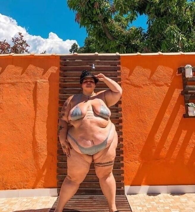Hotties in the sun