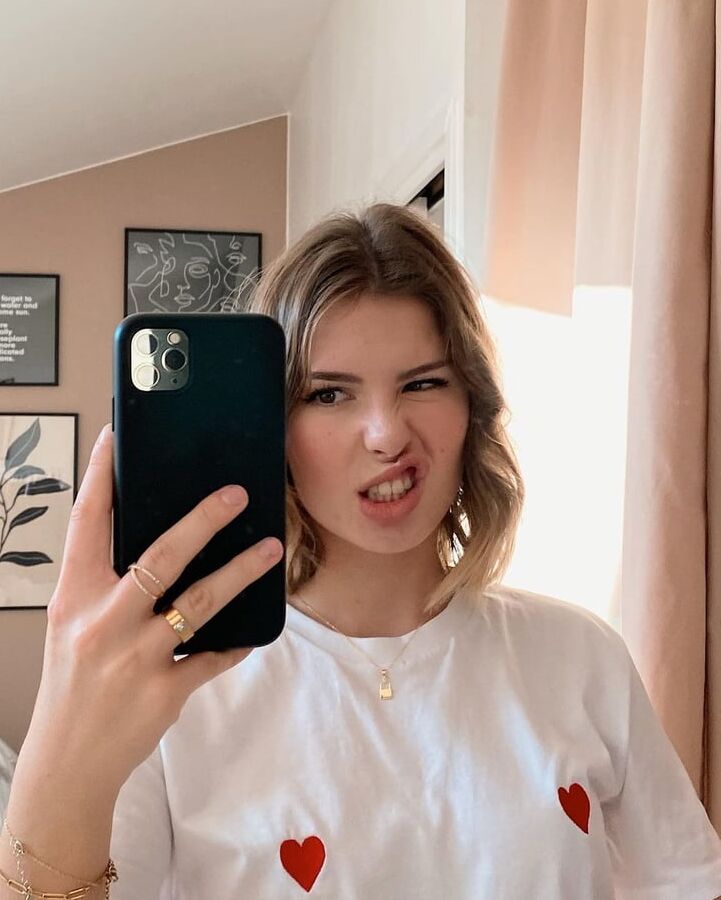 Zoe