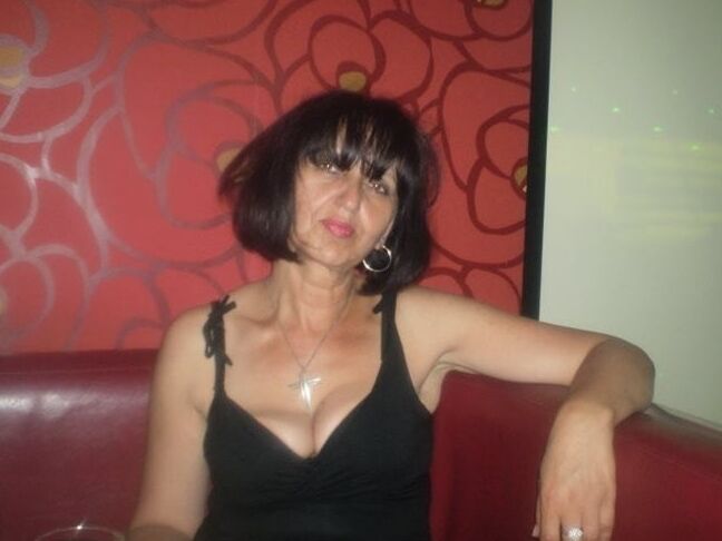 Older and hot (Dressed and night out)