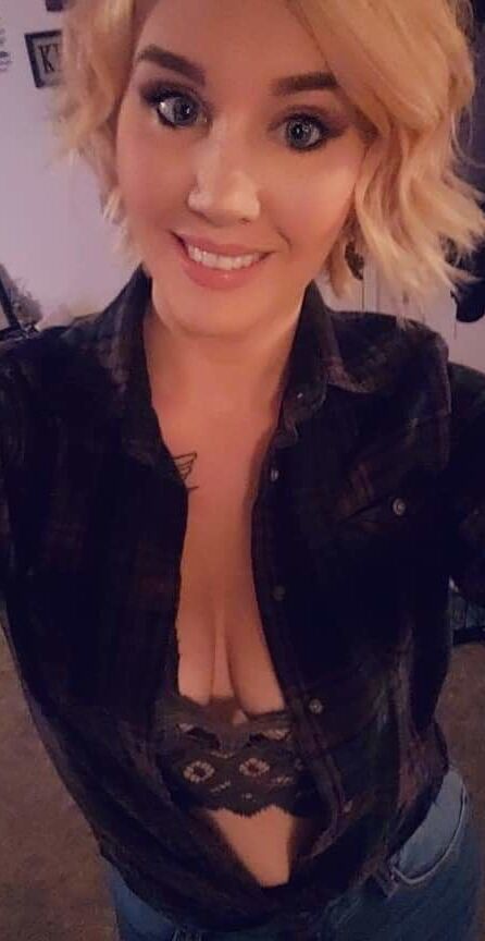 MY hot SLUT friends for Degrading COMMENTS