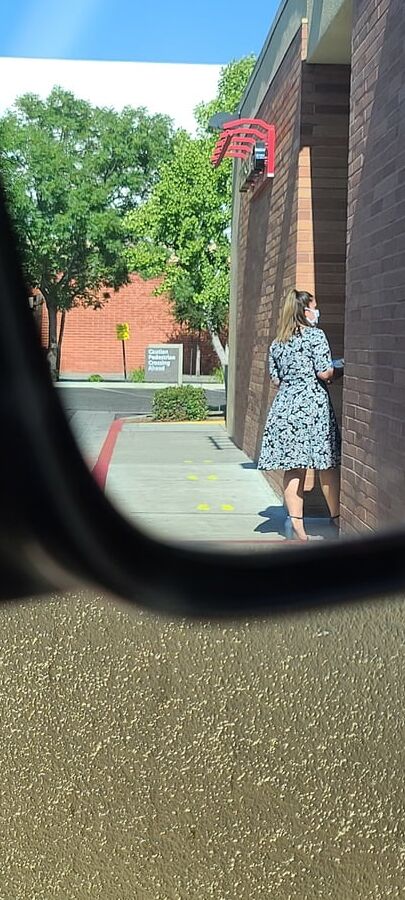 Thick ass in dress
