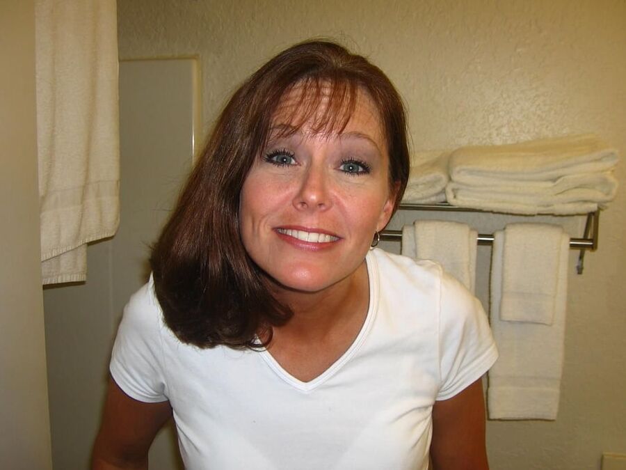 Sexy Mature Wife