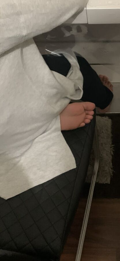 Amateur Feet