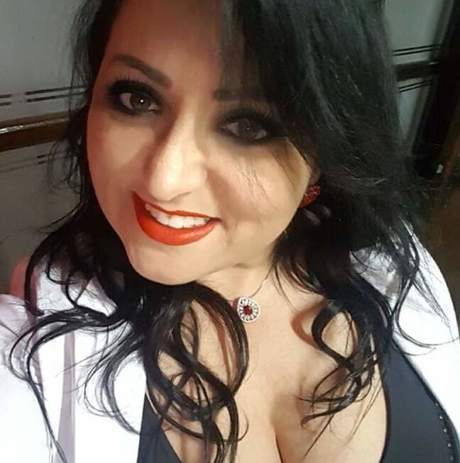 CARLA MADURA FOFONHA RABUDA GOSTOSA