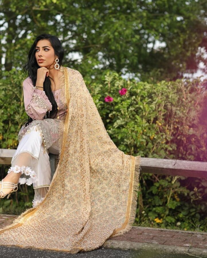 Sexy Paki Indian Arab Hottest Women
