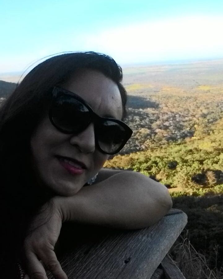 Gorgeous milf sunglasses fetish