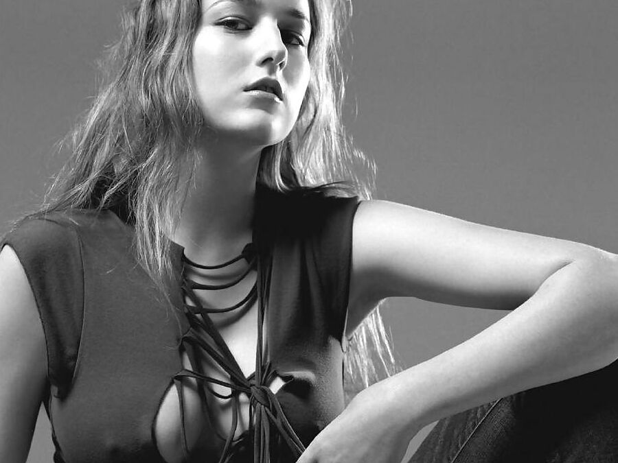 Leelee Sobieski