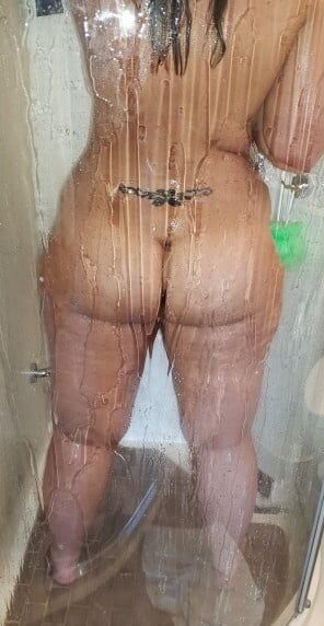 matures in the shower